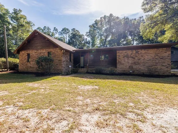 5425 Windham Rd, Milton, FL 32570