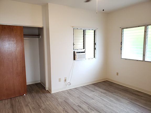 5th image of 2856 Winam Ave APT 201