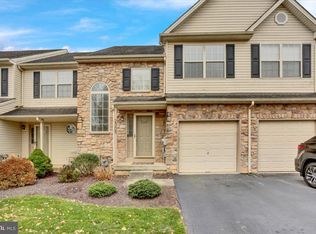 2305 Carriage Ln, Royersford, PA 19468