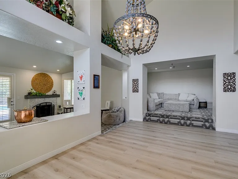 5133 Southern Hills Ln — Photo 4