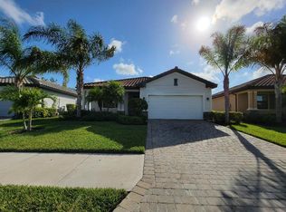 11559 Shady Blossom Dr, Fort Myers, FL 33913