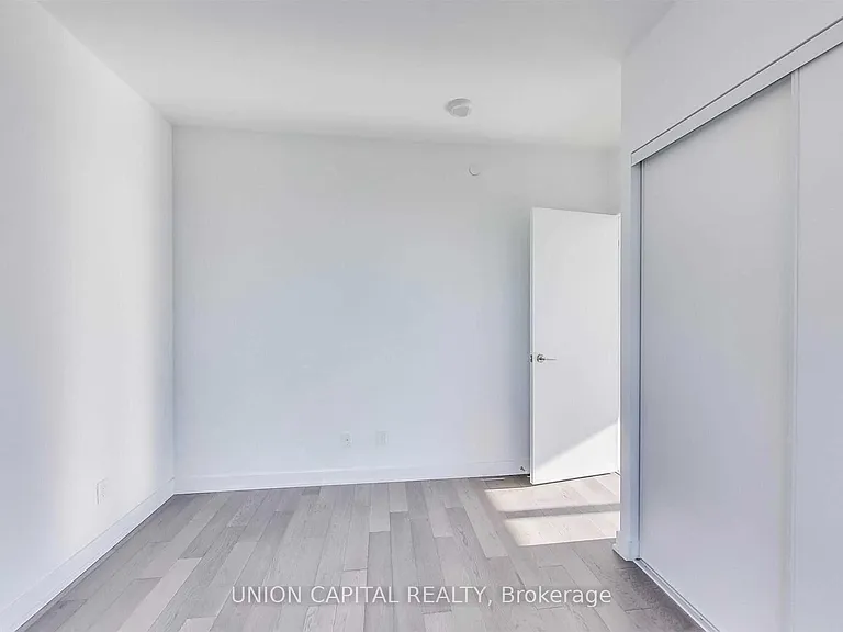 501 Saint Clair Ave W #1507 — Photo 24