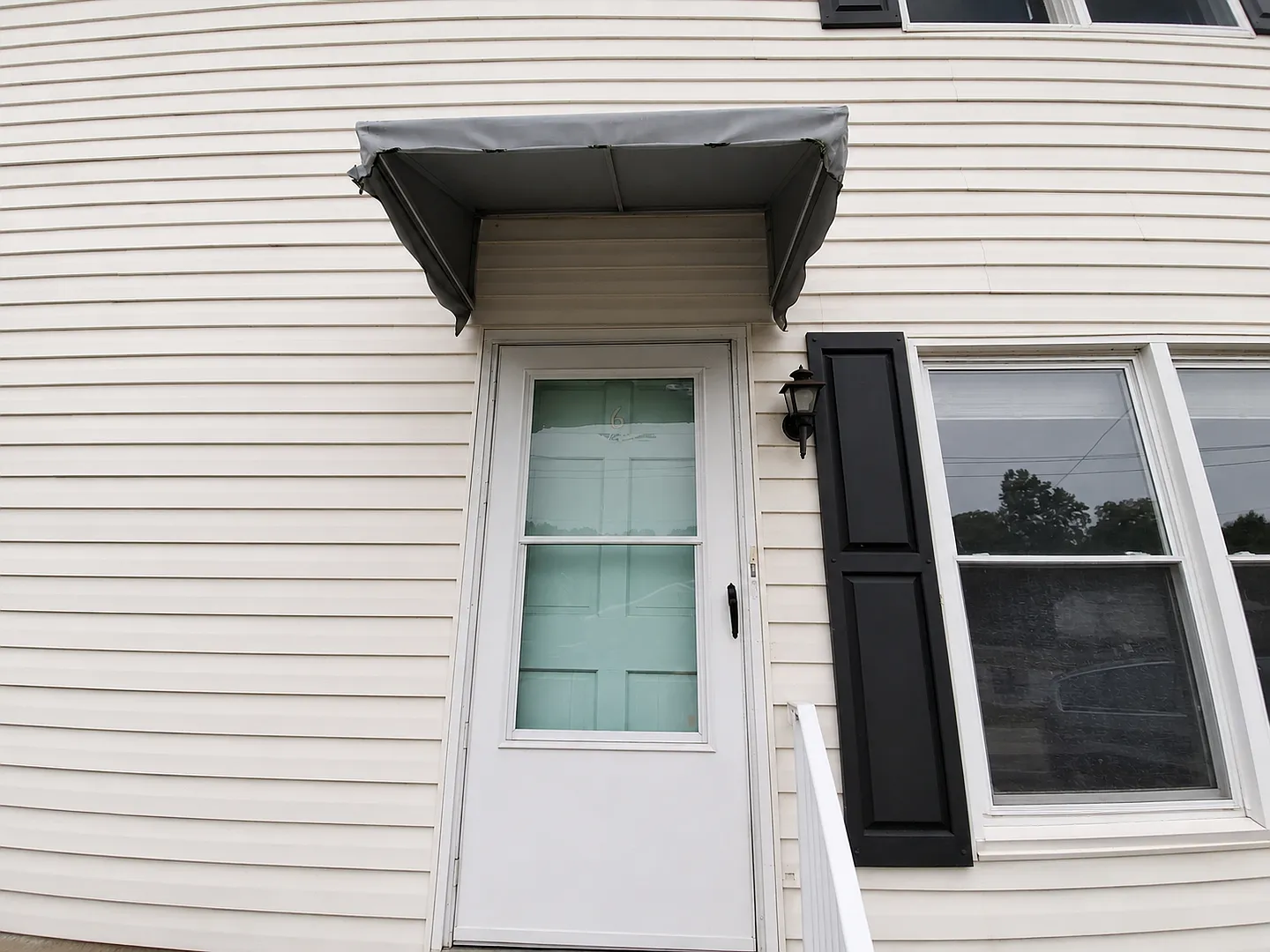 168 Franklin Drive — Photo 2