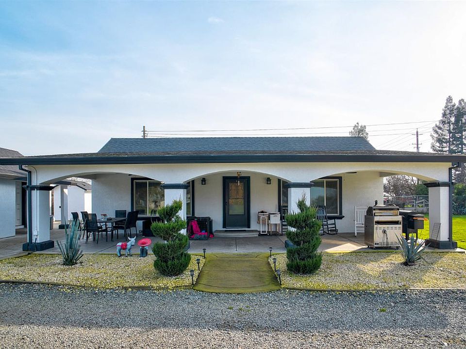 1st image of 8567 Bradshaw Rd