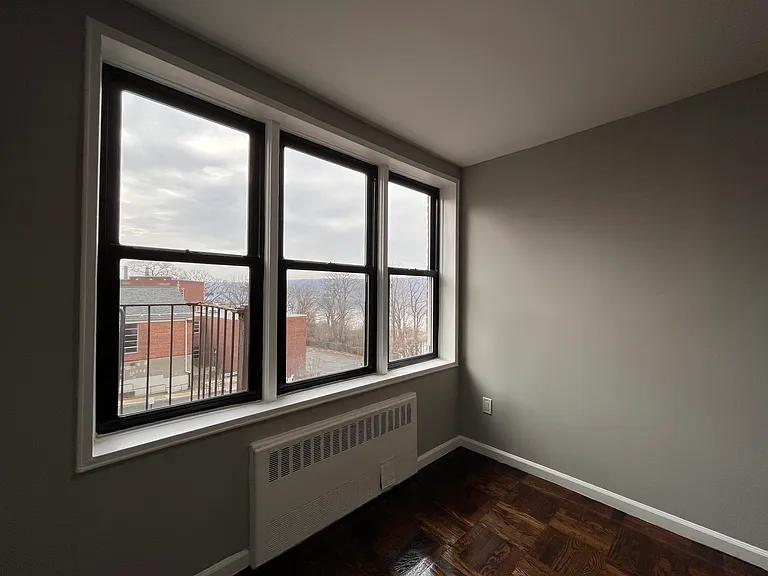 615 Warburton Ave #7A — Photo 7