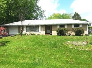 1315 Arrowhead Dr, Bourbonnais, IL
