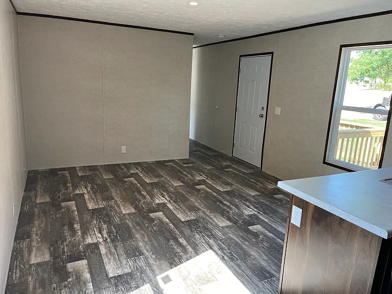 26101 Highway 82 S #6 — Photo 3