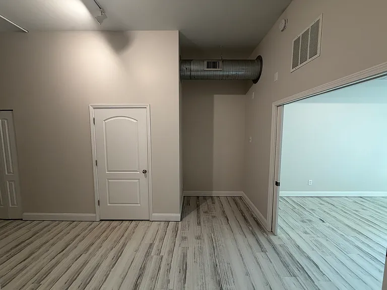 3323 Domain St #1 — Photo 10
