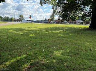 1376-1386 Longstone Ave, Akron, OH 44310