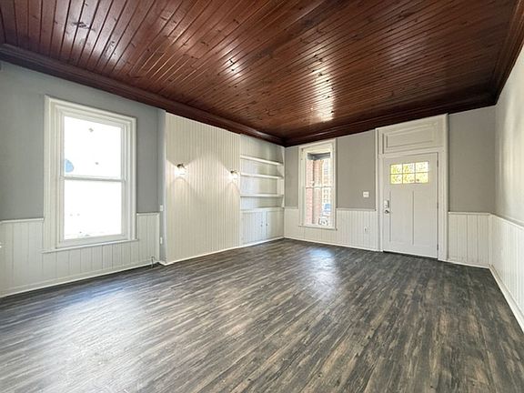 3rd image of 721-723 Scott Blvd #1