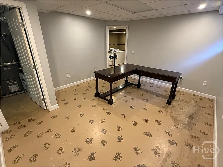 292 Tara Way — Photo 57