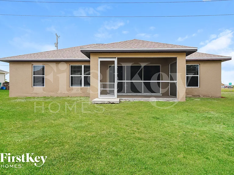 2237 Tropicana Pkwy W — Photo 18