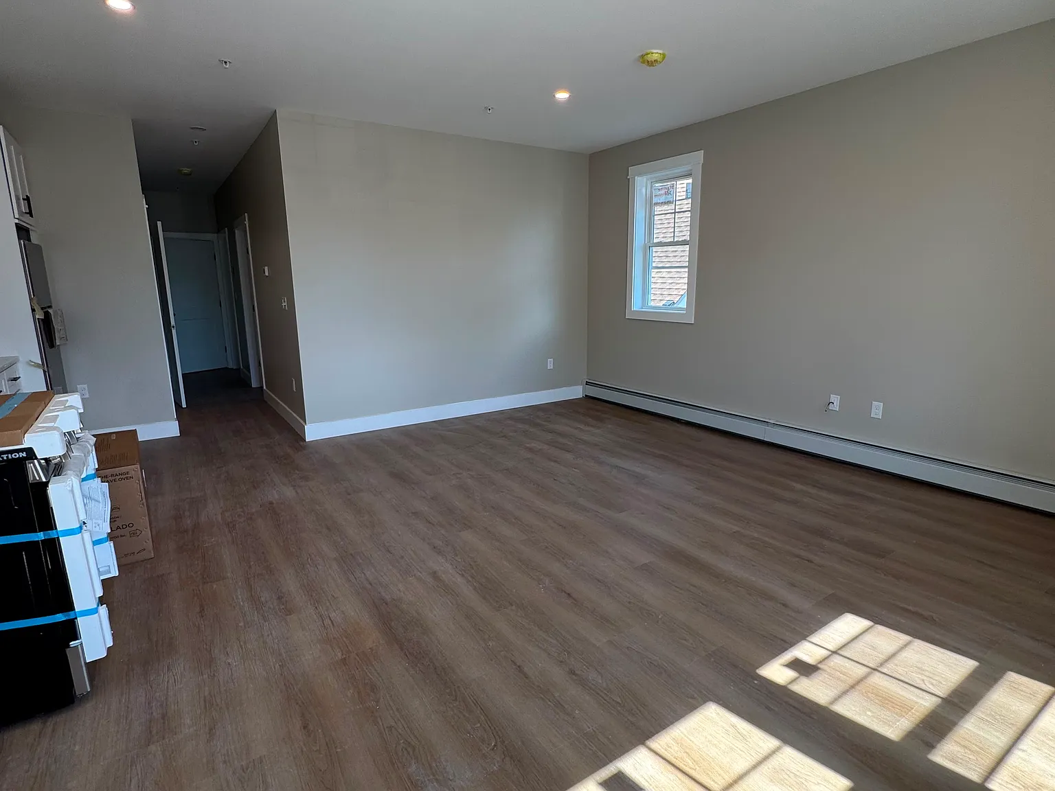 3 bed, $2,500 — Photo 3