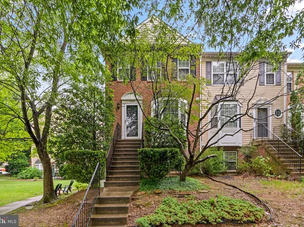 1002 Simsbury Ct, Crofton, MD 21114