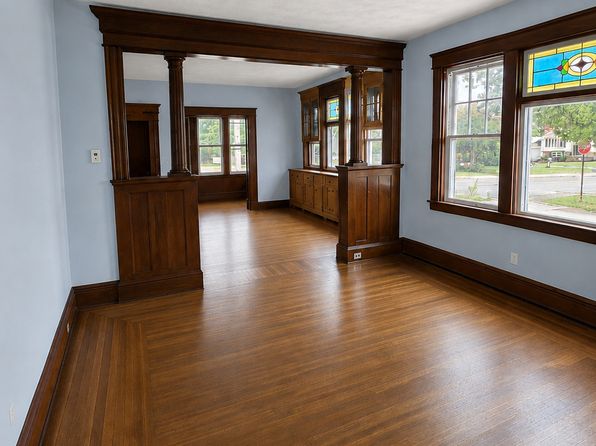 133 Wampanoag Trl Floor 1
