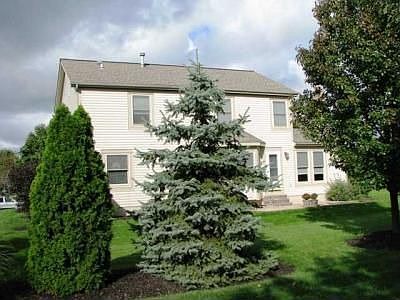 3rd image of 740 Stewart Ct