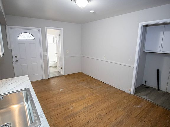 5th image of 3969 E 64th St #1