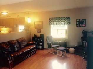 8565 S Maple Island Rd, Fremont, MI 49412