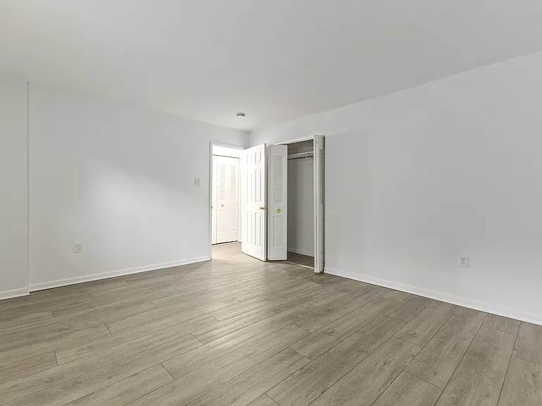 1 Bedroom Apt