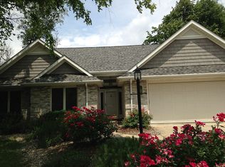 8916 Spring Forest Dr, Fort Wayne, IN 46804