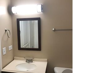 8541 S Phillips Ave #2, Chicago, IL
