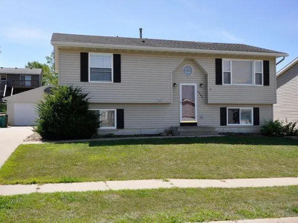 4904 Opal Ln NW, Rochester, MN 55901