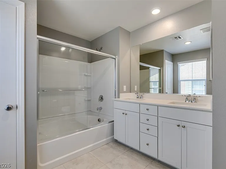 2864 Cabrillo Terrace St — Photo 36