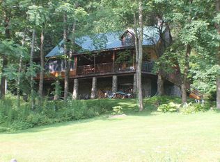 992 Winterdale Rd, Starlight, PA 18461