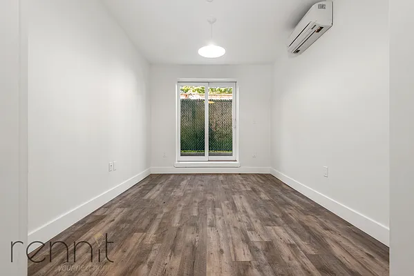 Rented by Rennit Inc. | media 6