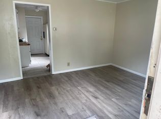 420 38th Street Pl, Sioux City, IA 51104