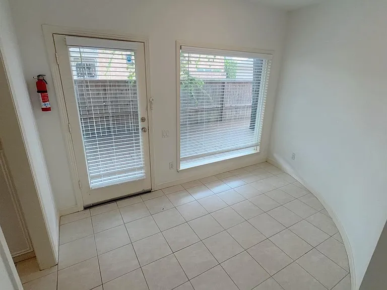 11852 Taylorcrest Rd #8 — Photo 14