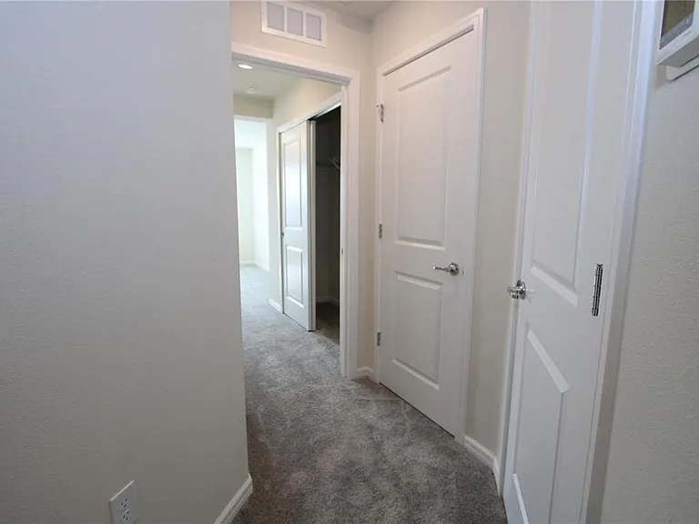 2606 Winsome Way — Photo 10