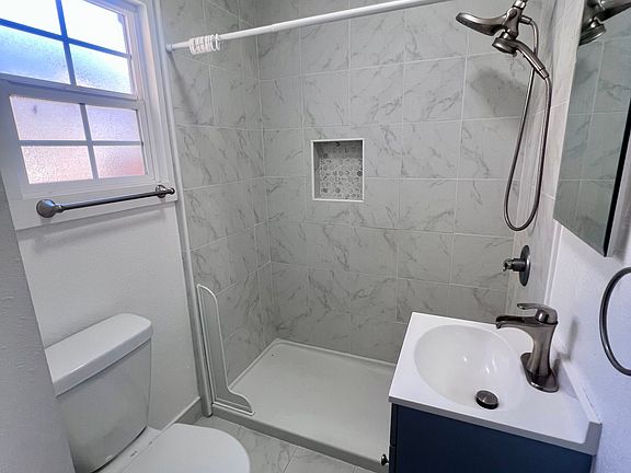 5th image of 1742 W 83rd St APT 1
