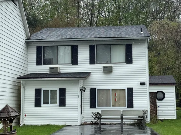 7 Kathleen Court, Kiamesha Lake, NY 12751