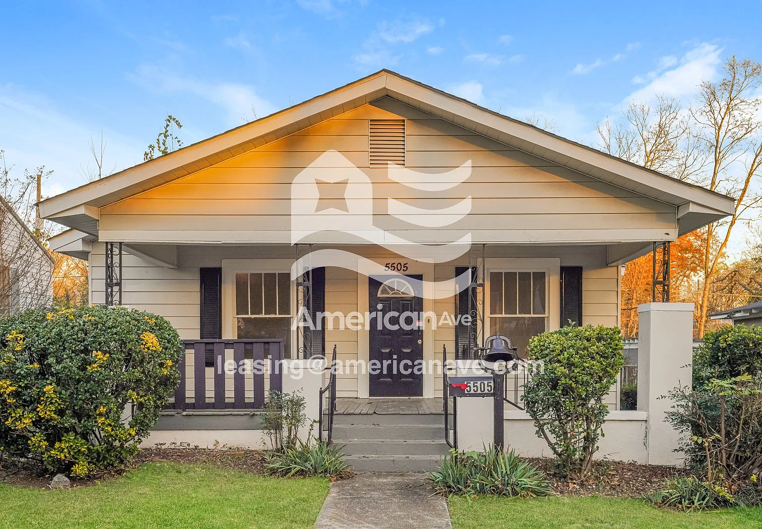 3 bed, 1.0 bath, 1186 sqft, $1,074 — Photo 1