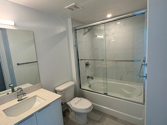 5th image of 602 E Dania Bch #610