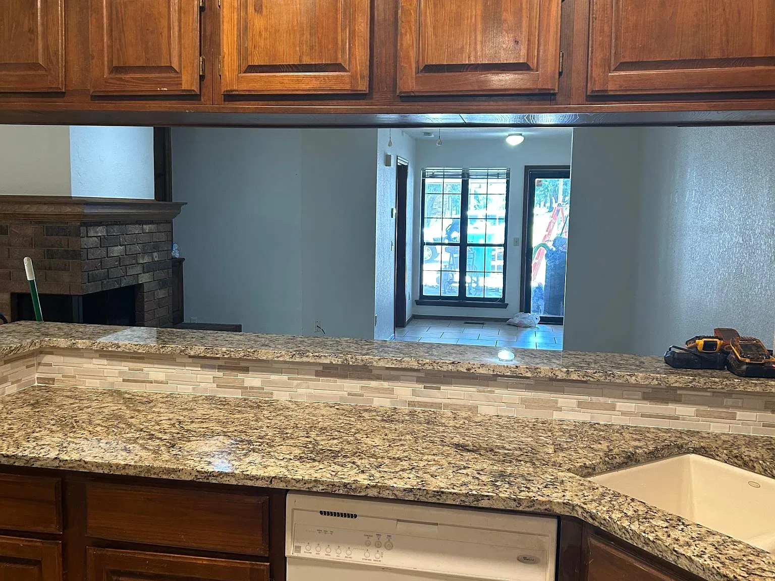 2 bed, 1125 sqft, $1,400 — Photo 2