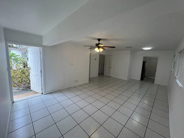 3021 NE 7th Ave #D — Photo 5