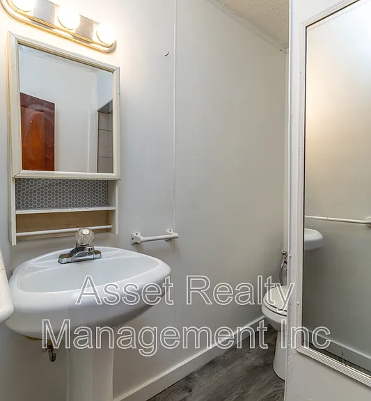 5501 Lake Shore Dr #2 — Photo 21
