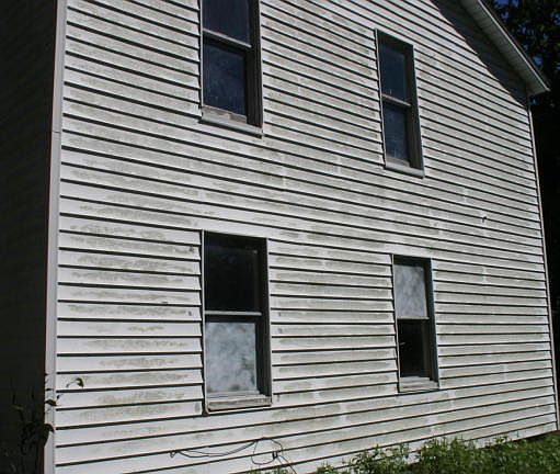 2nd image of 208 S 3rd St