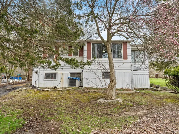 3 Sunrise Trail, Monroe, NY 10950