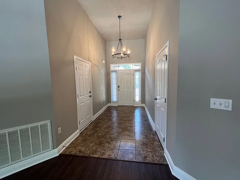 3068 Palm St — Photo 5