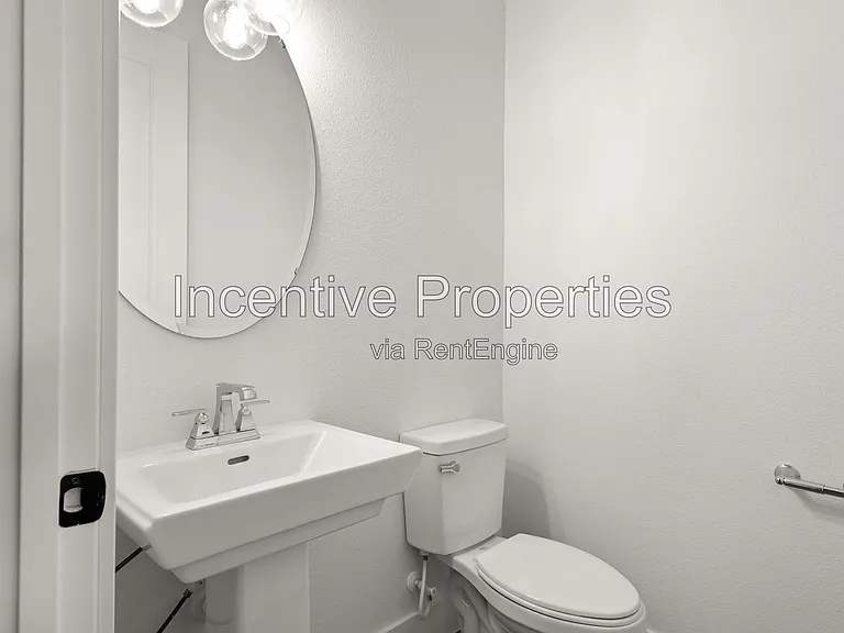 431 Braddock Ave — Photo 14