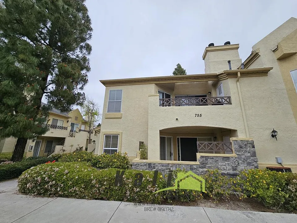 755 Brookstone Rd #102
