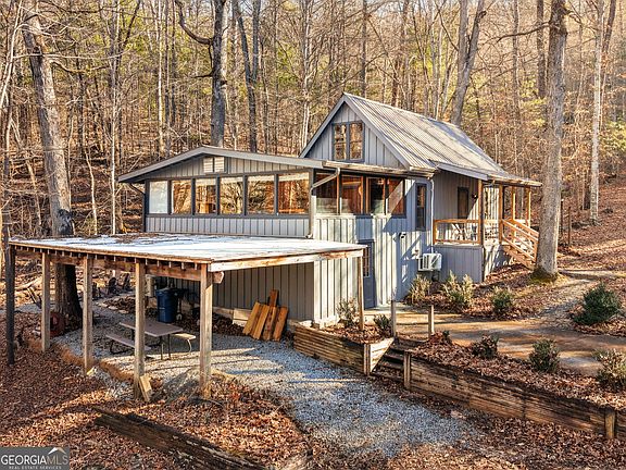 2nd image of 355 Henslee Hollow Ln