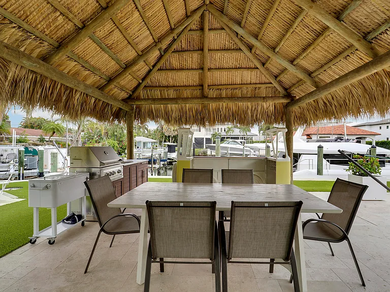 2443 E Edgewater Dr — Photo 55