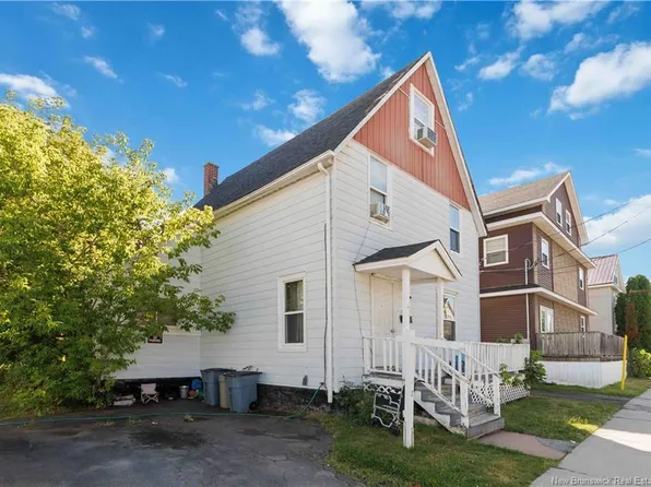 355 Lutz St, Moncton, NB E1C 5G8