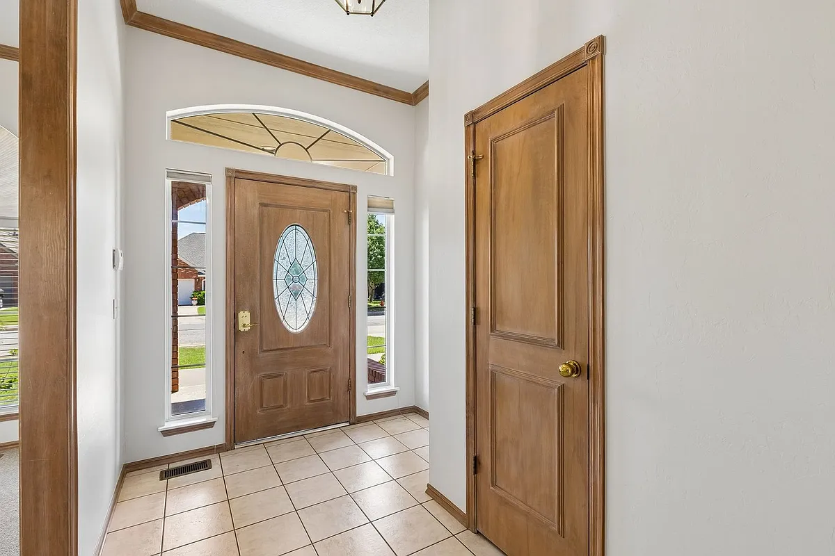 Building Photo - 2725 Blue Quail Pass