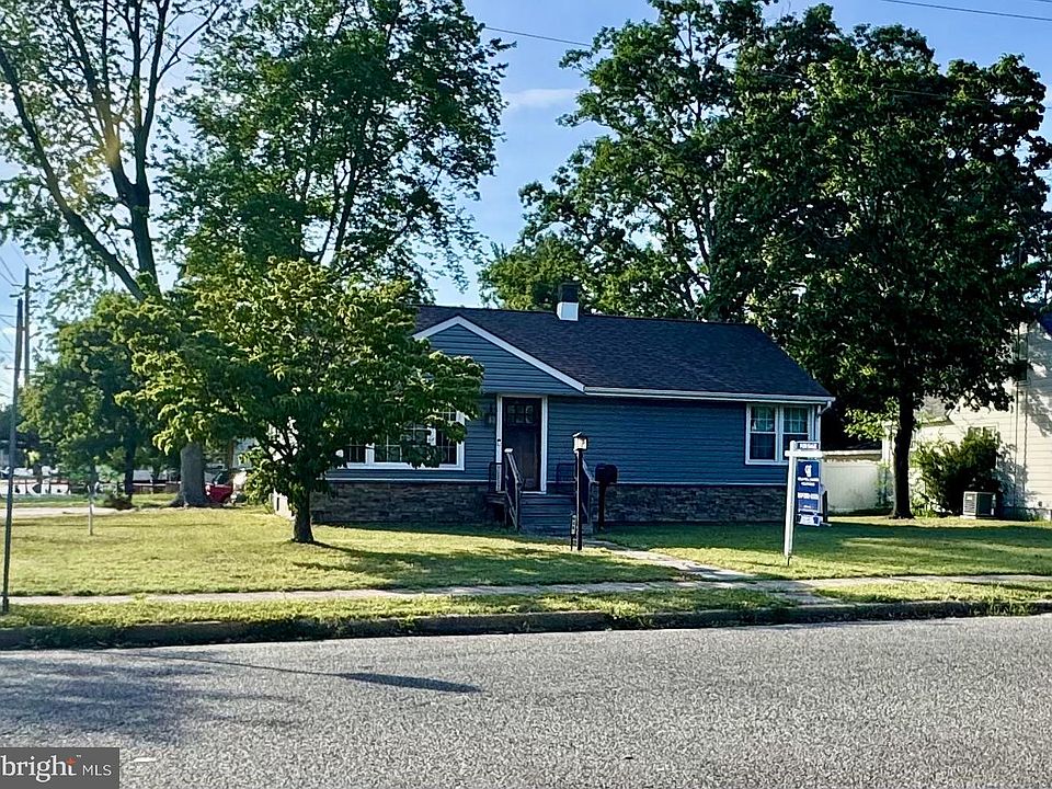 1st image of 625 Passmore Ave