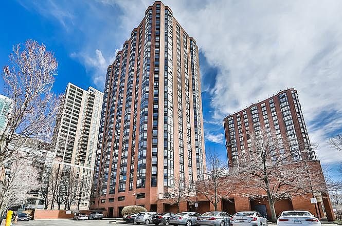 Unit is on 20th Floor of 25 